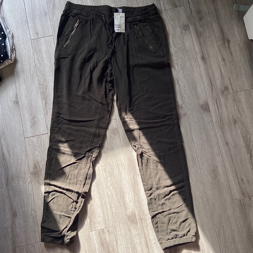 HM Lightweight Cargo Joggers Size 12